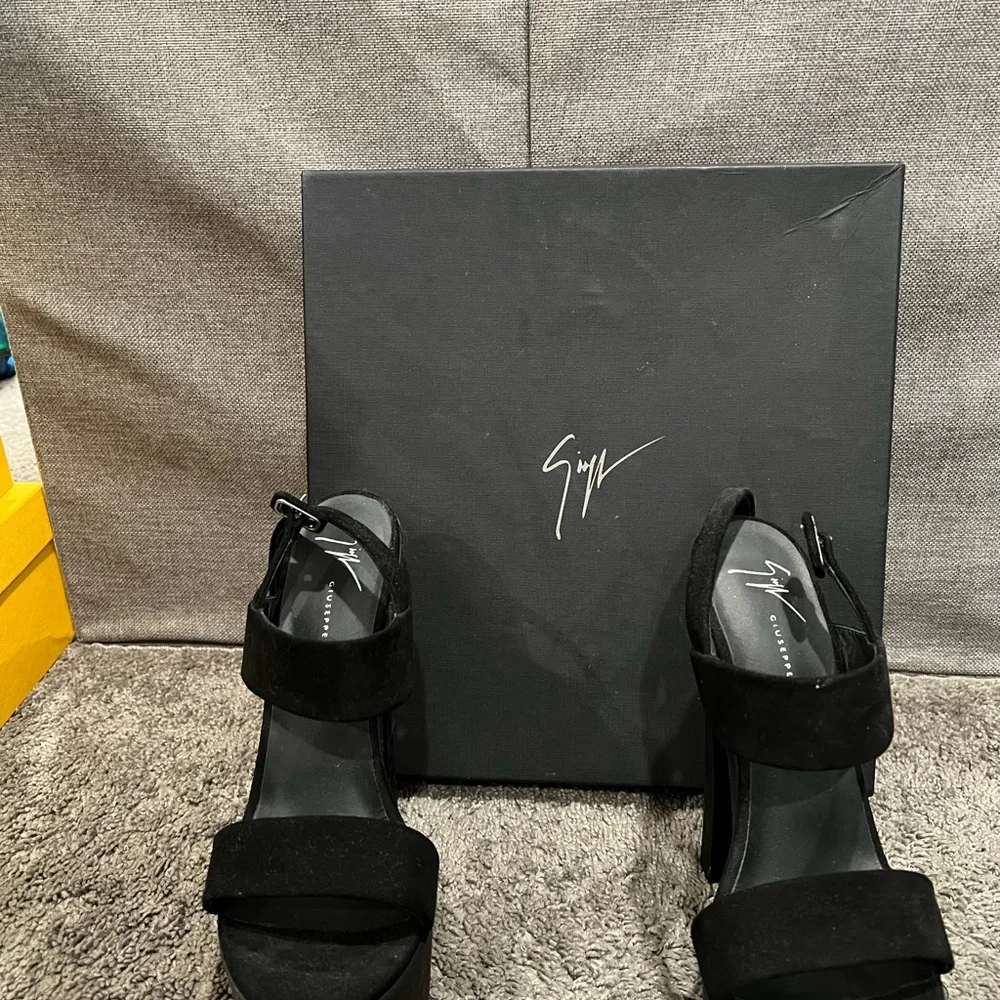 Giuseppe Zanotti Black Platform Sandals - Picture 2 of 3